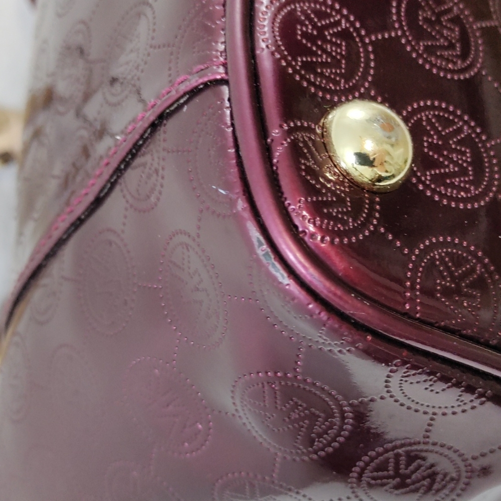 Michael Kors Jet Set East West Signature Bordeaux Patent Leather Metallic Tote - Picture 9 of 17